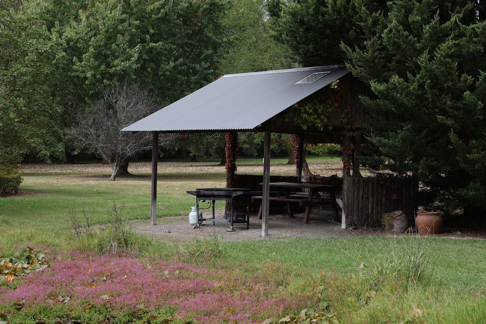 StayAU 2BR Yarra Valley Cottage
