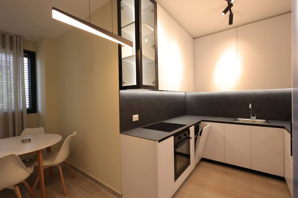 Illyrian Apartment 02