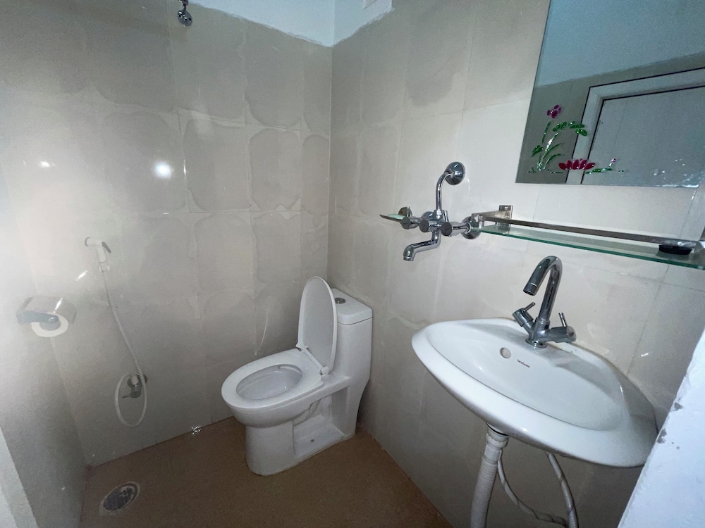 Yuriko Guest House