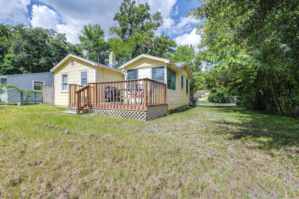 Charming Seminole Heights Getaway