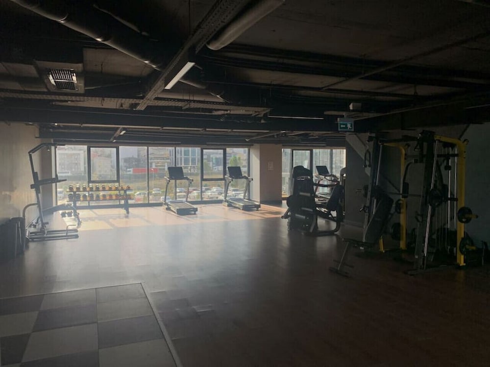 Brand-new 2 1 Apartment-near Mall of Istanbul