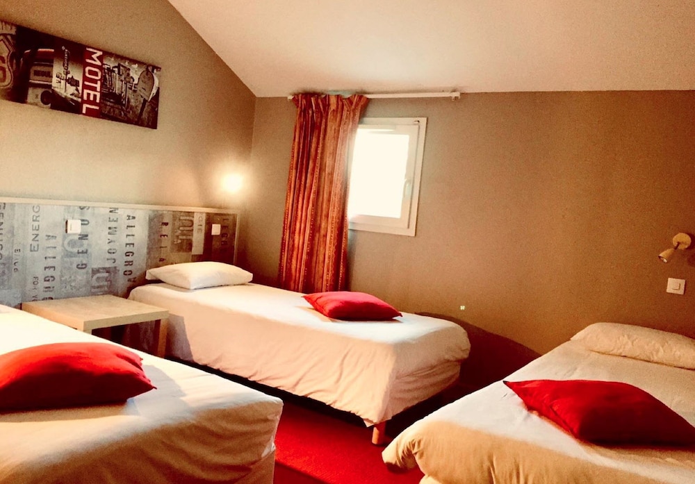 Chalon-Sur-Saone Vacations - Logis Hotel de la Thalie - Property Image 12