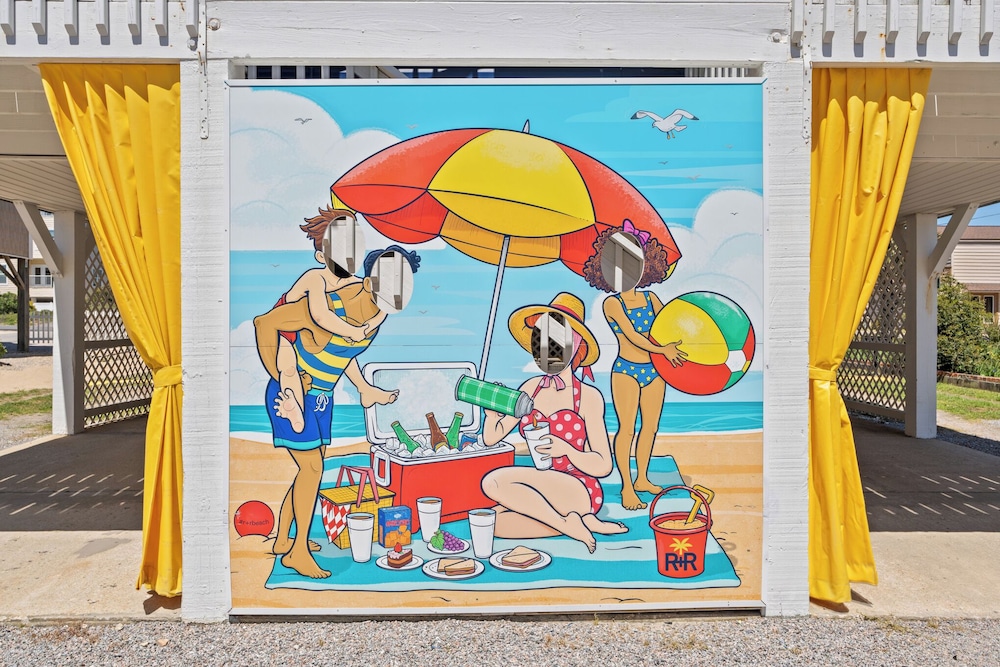 Beach Nest - R R Beach Club