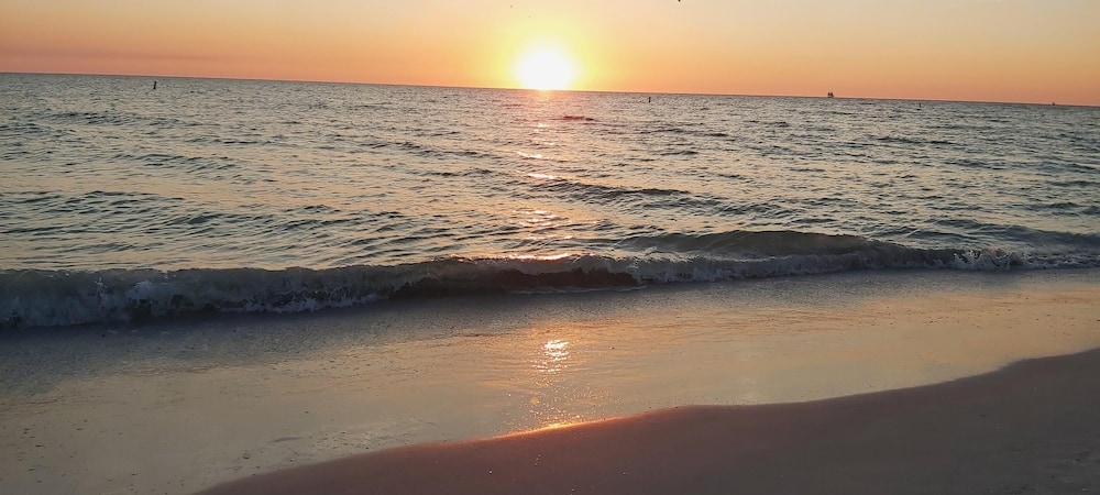 Pelican Pointe 5B