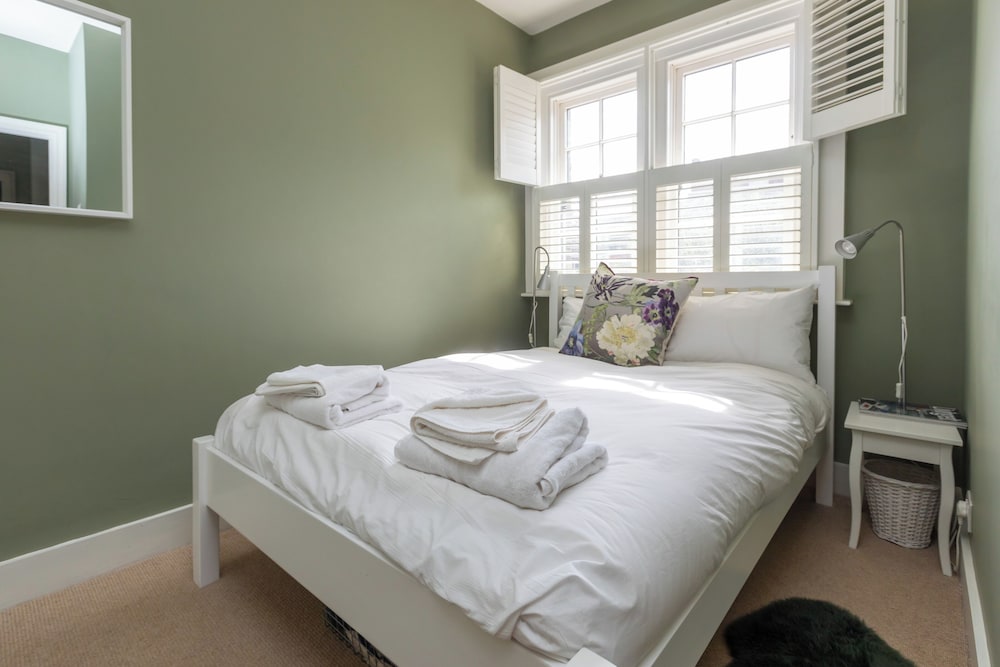 Beautiful & Cosy 2BD House - Southwark
