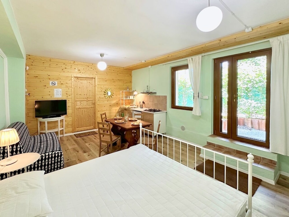 the Gelso in Historic Villa With Pool in Senigallia