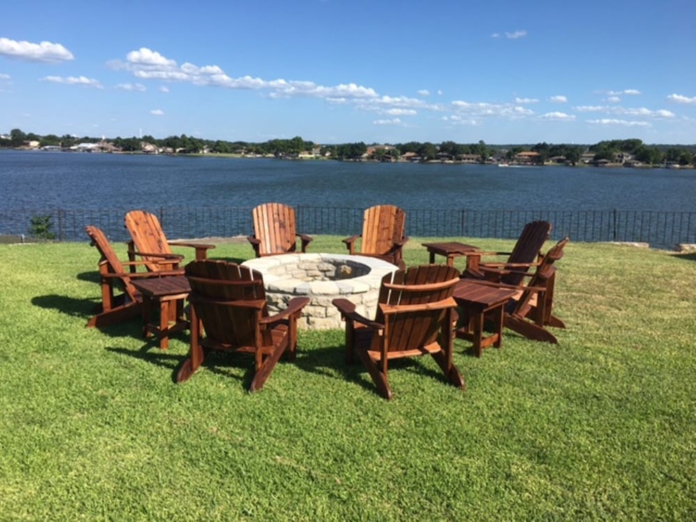 Captain's House On The Lake