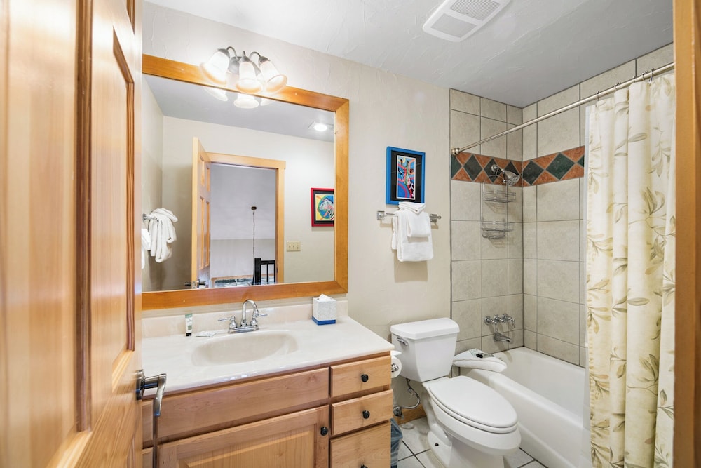 11 Appaloosa Court