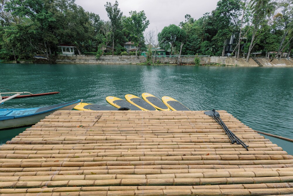 LOBOC RIVERSIDE INN and RESTAURANT