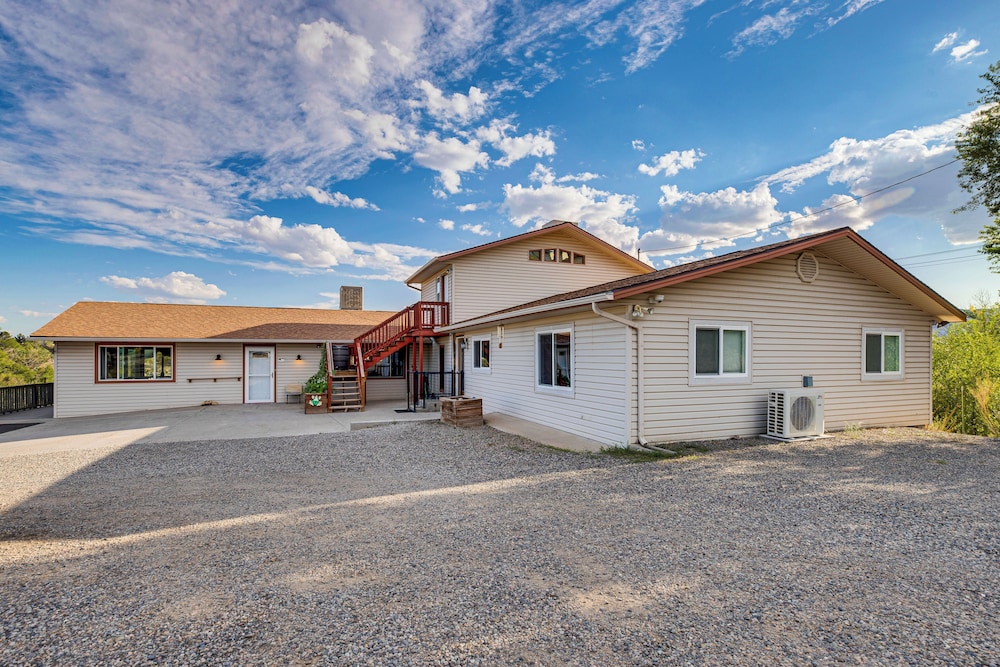 Secluded Grand Junction Getaway - 2 Mi to Downtown view 4