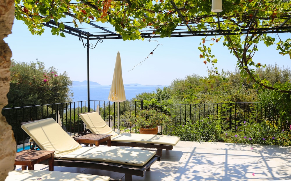 Villa Lycia with Sea Platform