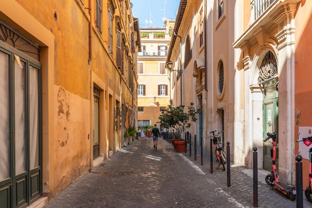 Cozy Chic Suite Near Campo de Fiori