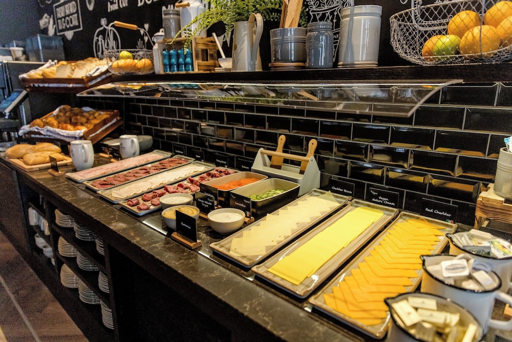 Motel One Dublin 7