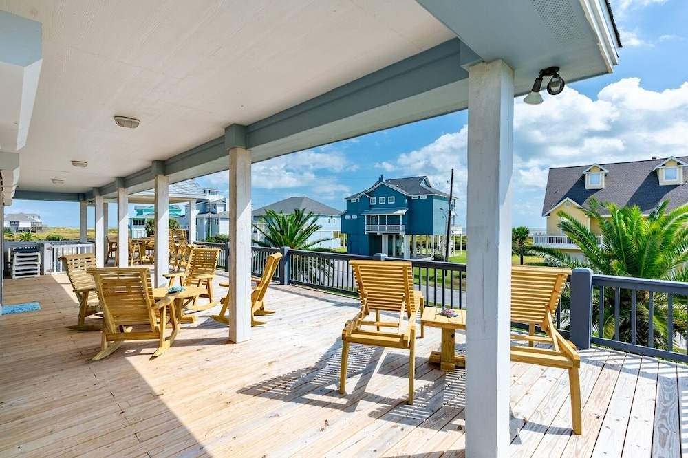 Happy Hours 4 Bedroom Home