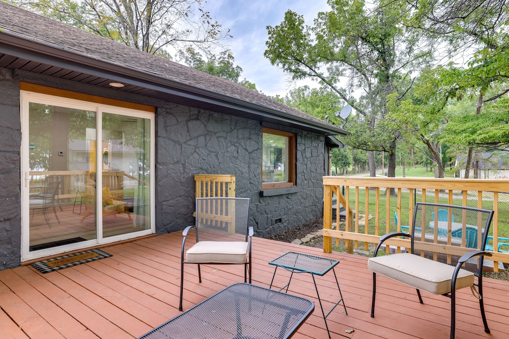 Afton Family Home w/ Deck < 1 Mi to Grand Lake! view 3