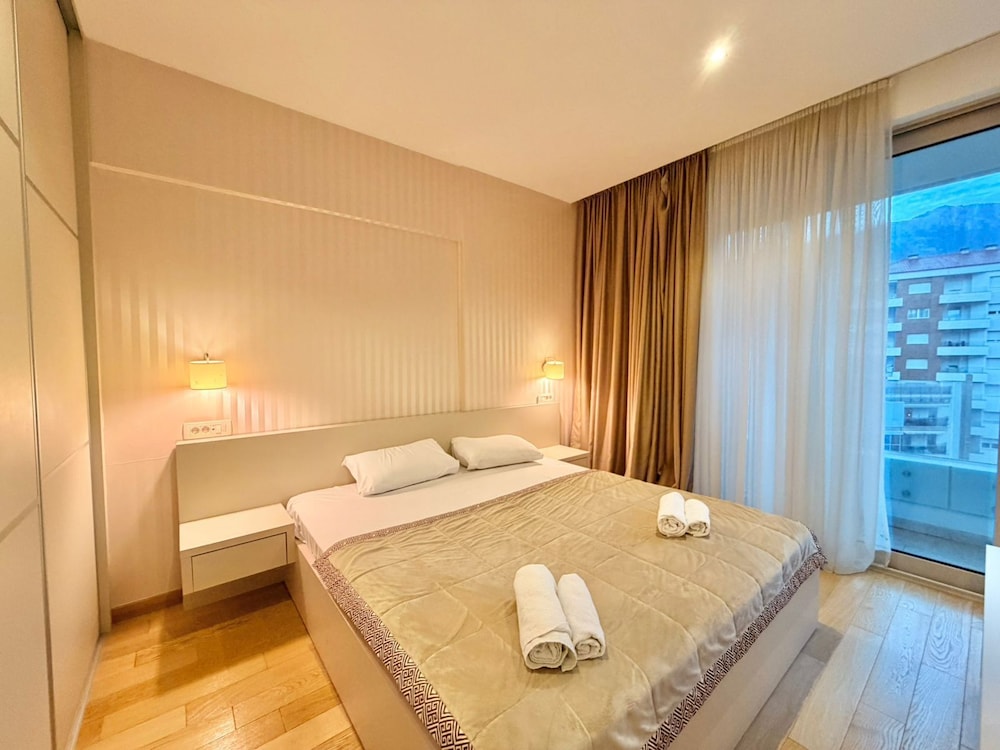 Aurelio Central Residences