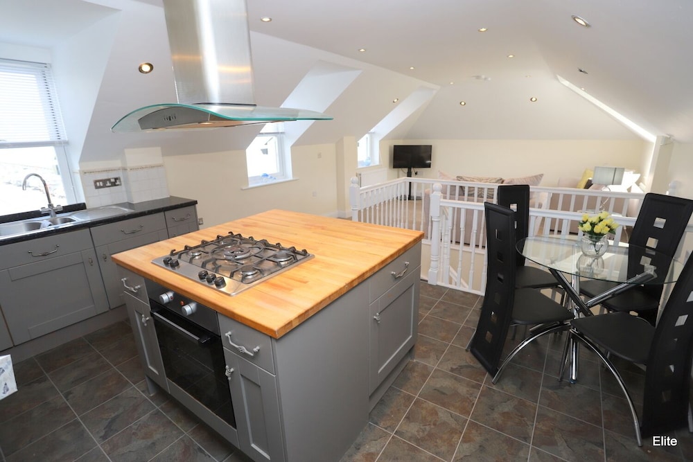 Beautiful 2-bed Sea Front House in Seaham