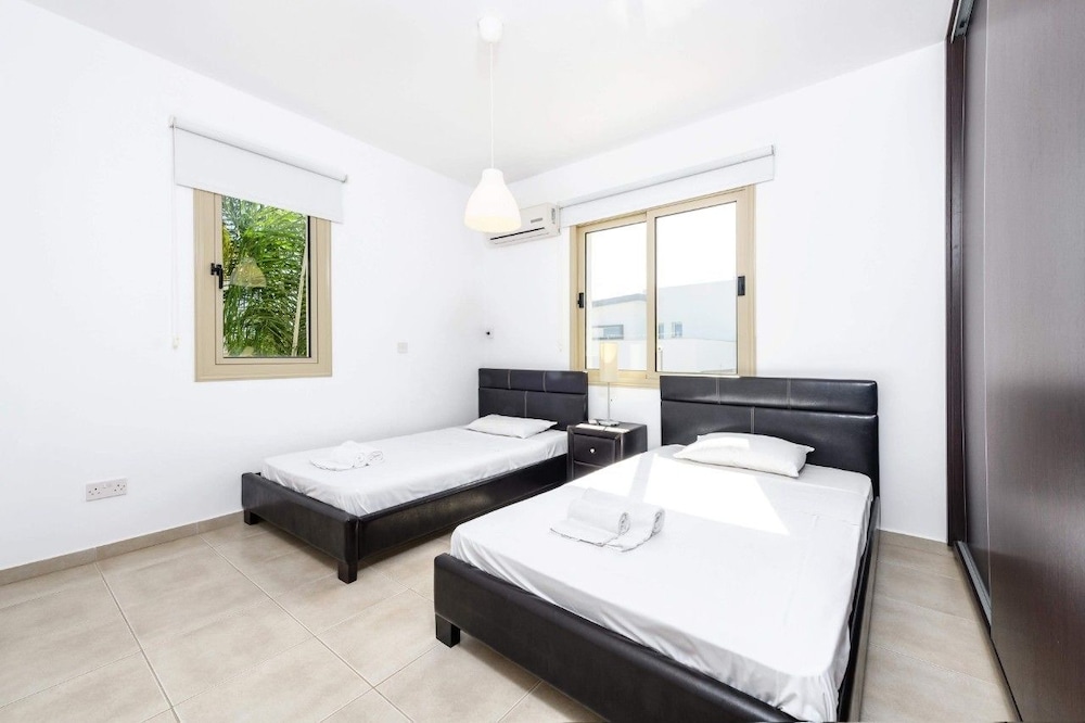 Avrora Villa PV view 2