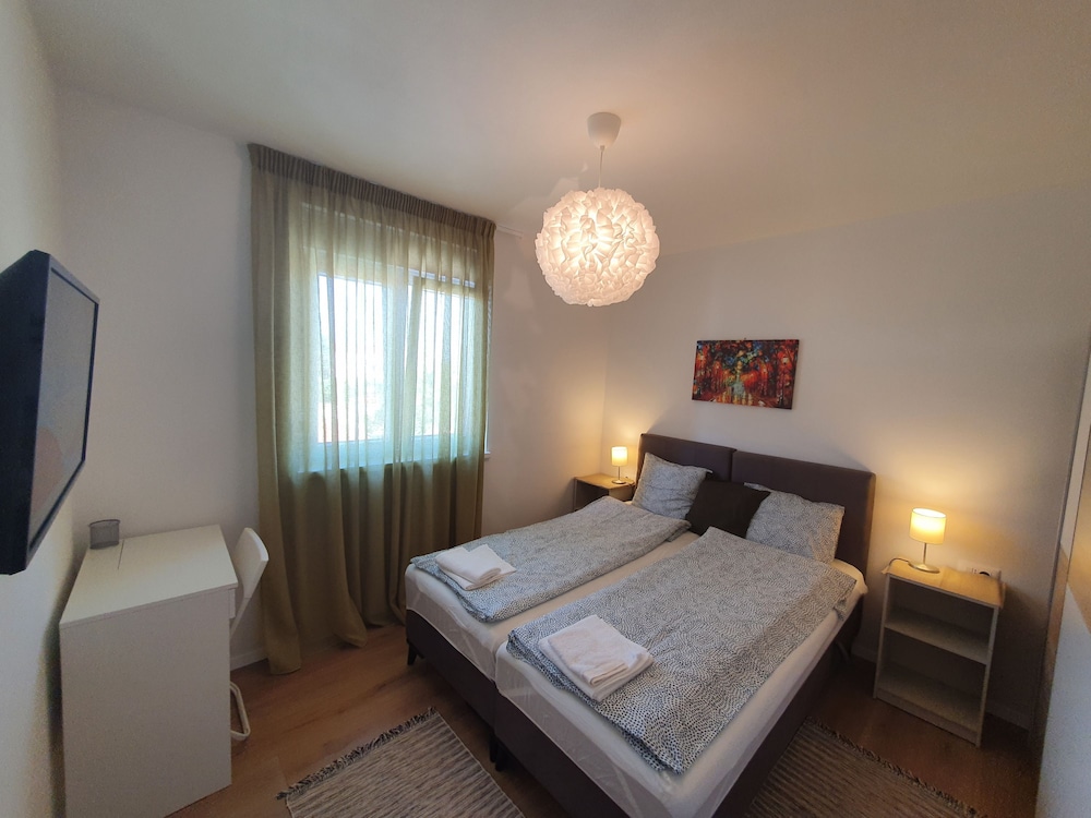 FAMILY APARTMENT HOUSE LUCIJA WITH POOL view 2