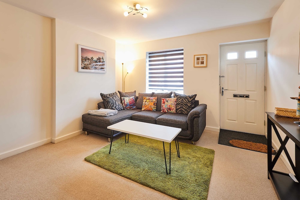 Host Stay Happy Home