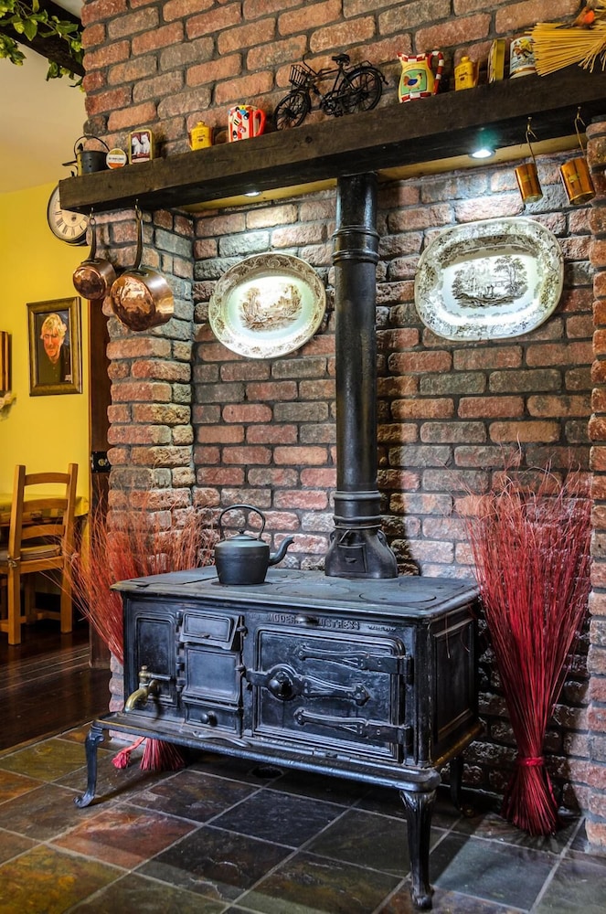 Kesh Country Manor