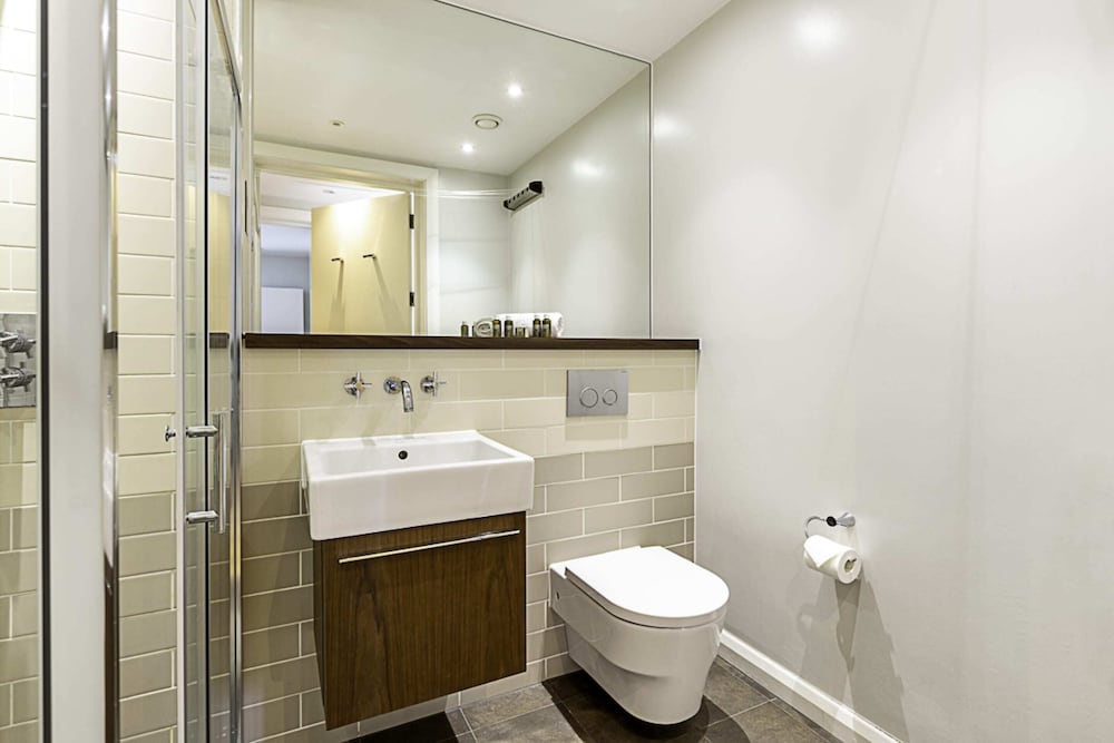 Wonderful Holborn Apartment