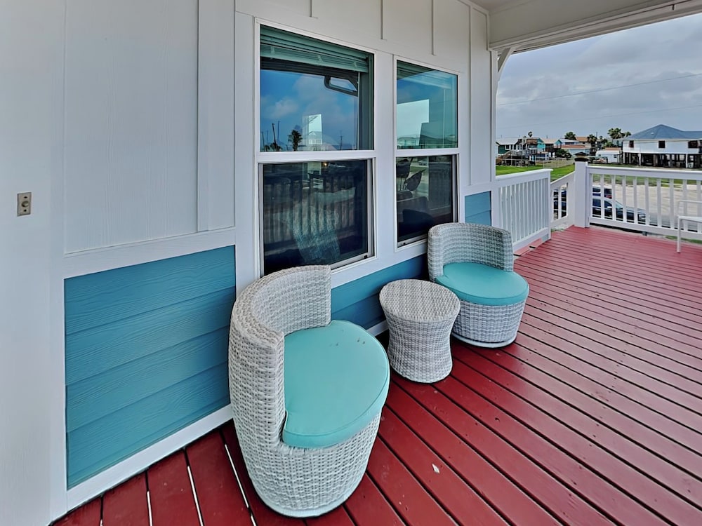 Inn at Bleu Estuary by Miss Kitty’s