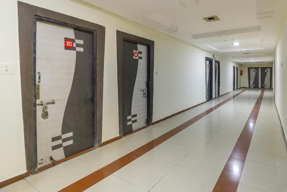 HOTEL DIVYA PALACE