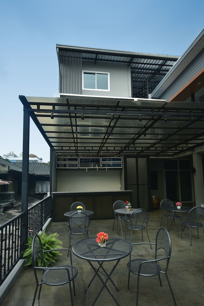 Inn Stations Hostel