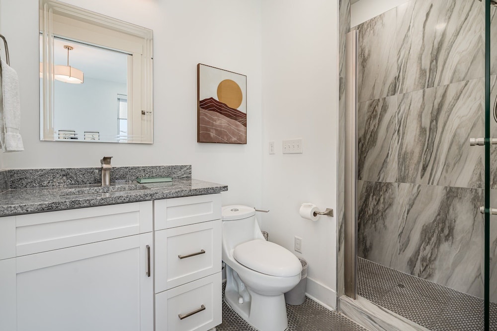 Gallatin Retreat-private Balcony-in East Nashville