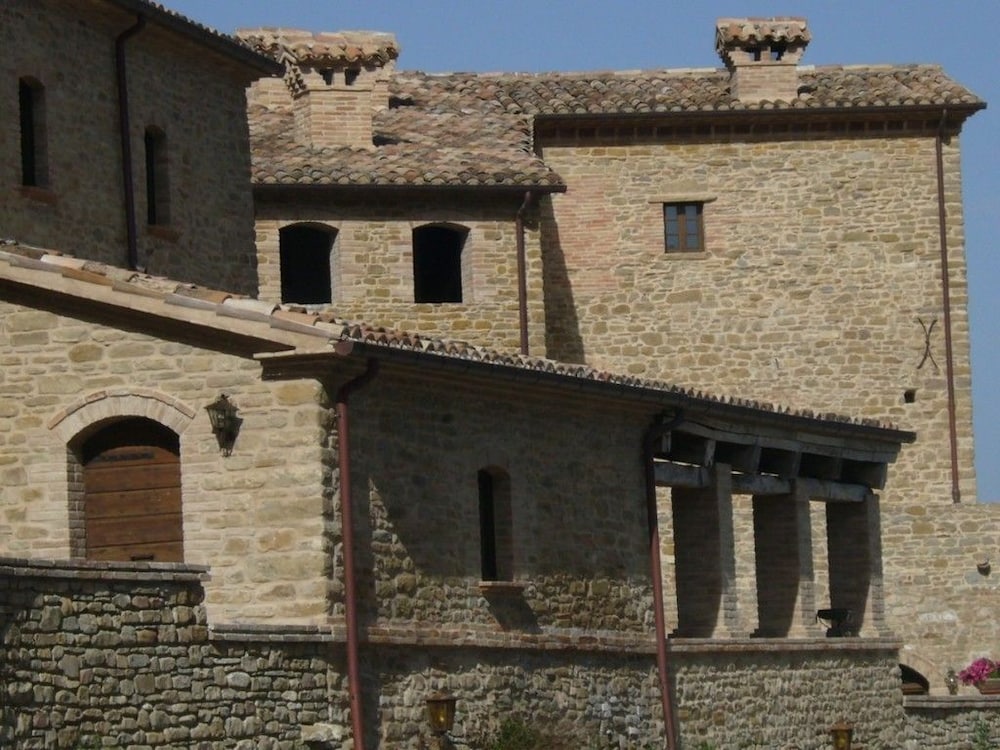Borgo Storico Cisterna