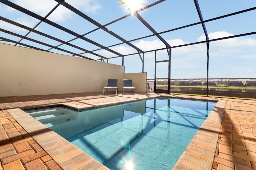 Lake View Villa - Image 2