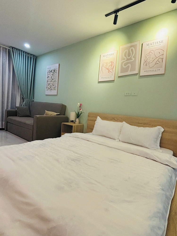 Aimee House - Pham Hong Thai