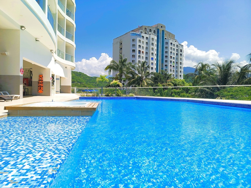 Apartasuites Sierra Beach - Vista al Mar