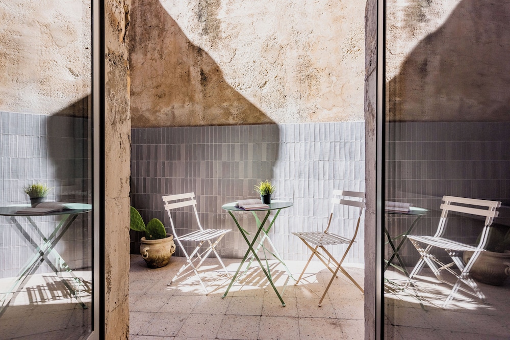Noto Urban Chic Apartment photo 3