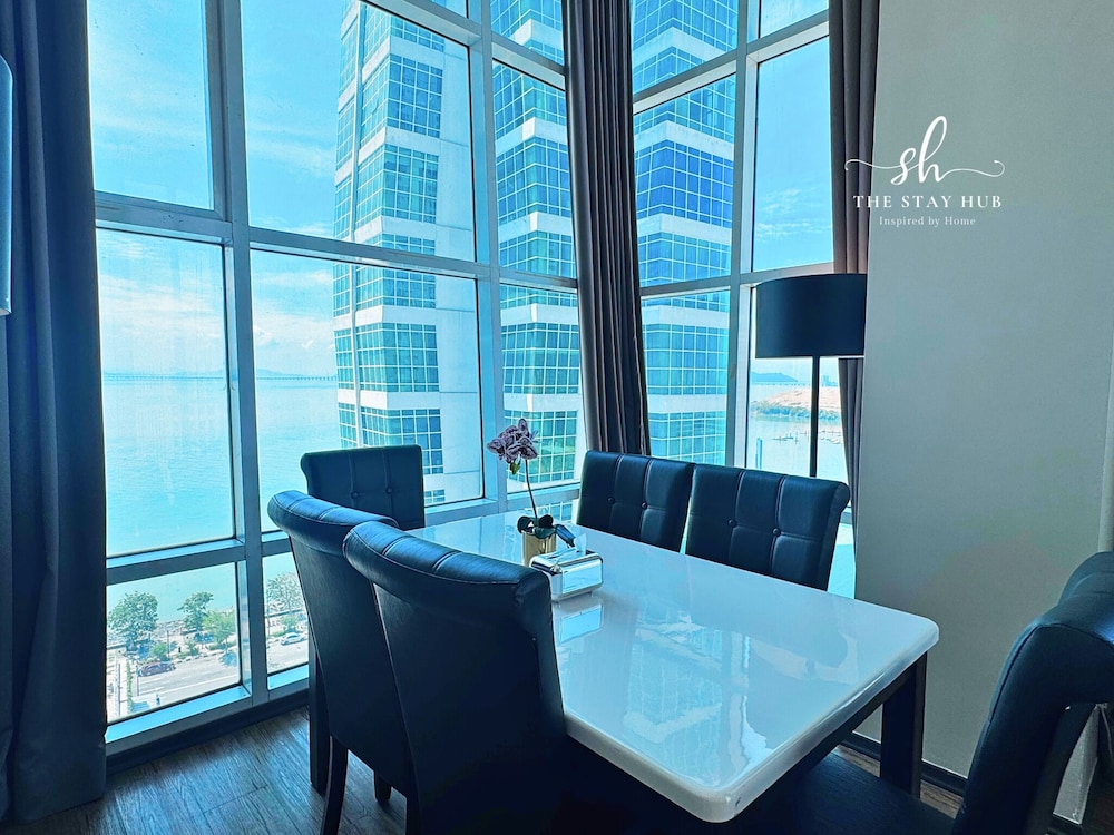 Seaview Maritime Suites by The Stay Hub