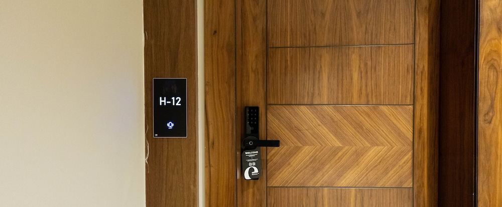 Kease Yasmin H-12 Royal Touch XZ39
