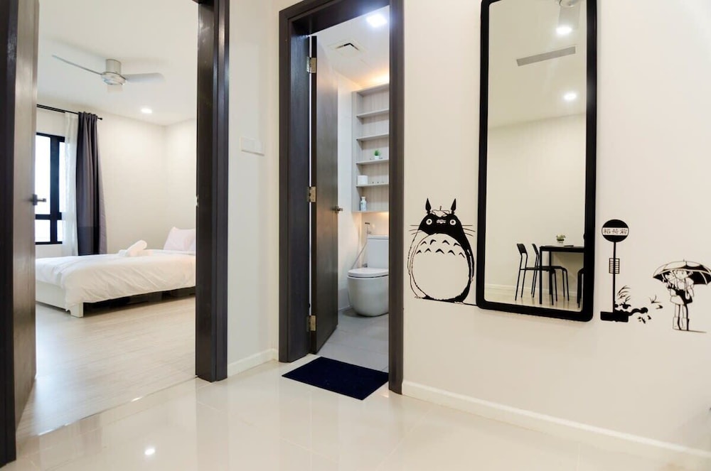 Totoro Theme Suite in Suasana JB