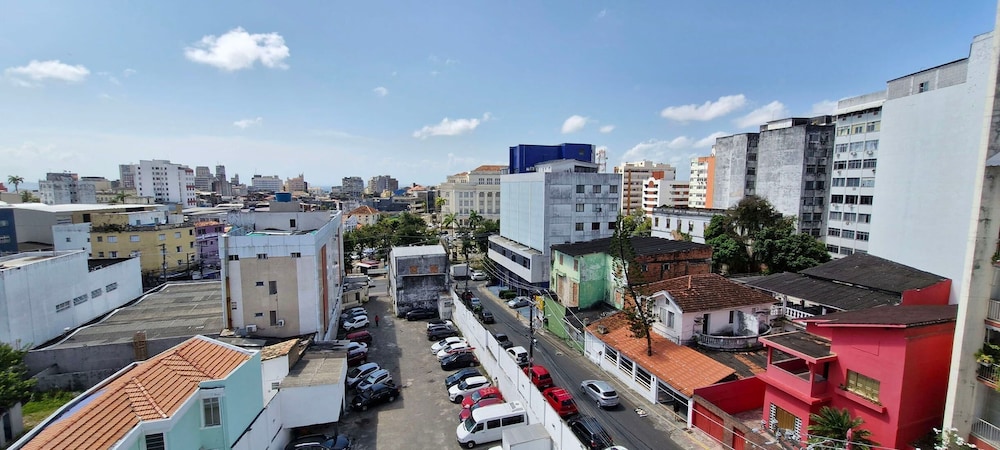 CONAZ0100 - Edifício Larissa