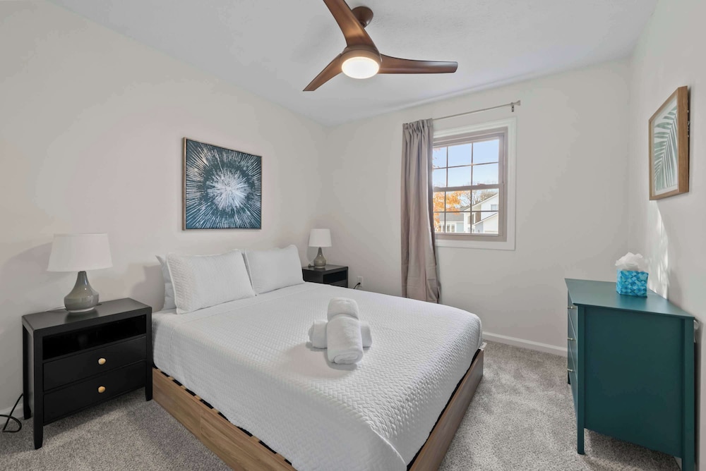 Dublin Blue Haven - Home for 12