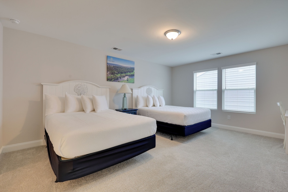 3 Mi to Golf & Waterway: Ocean Isle Beach Retreat!