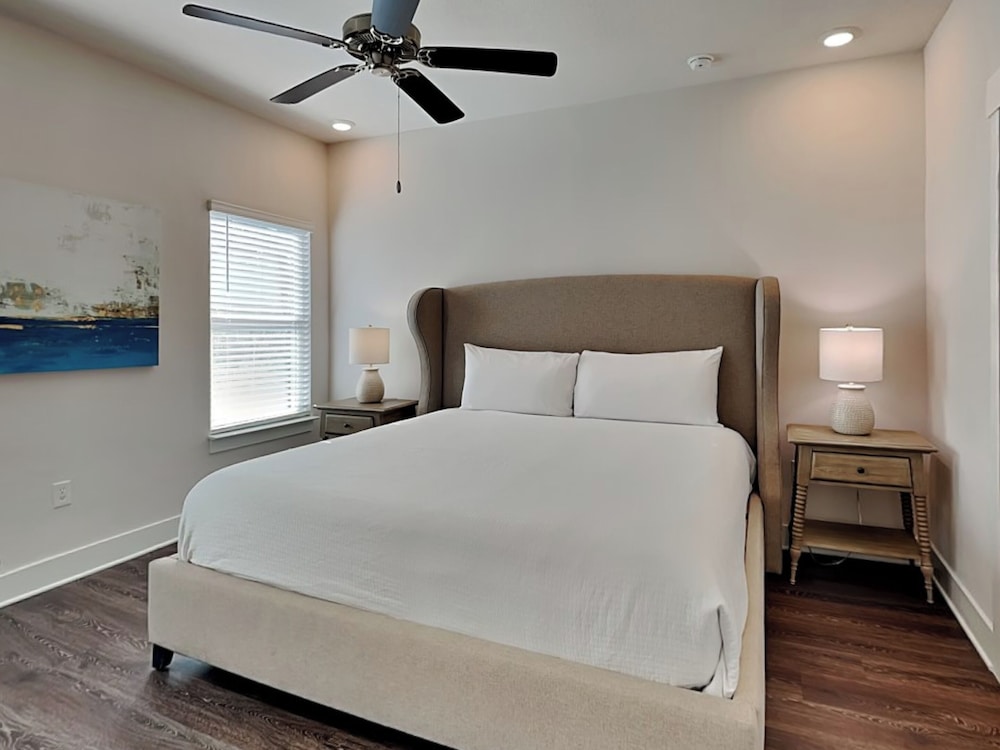 Blue Tide Bungalow