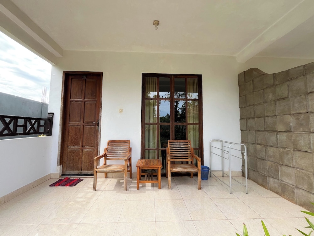 Hotel Patma Bira