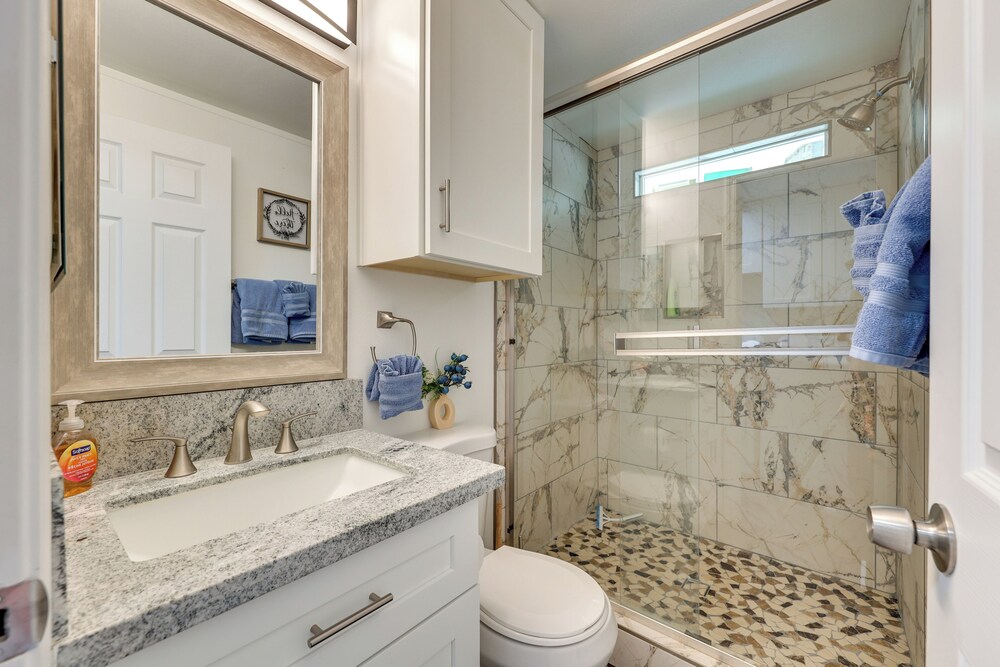 8 Mi to Laughlin Riverwalk: Waterfront Retreat