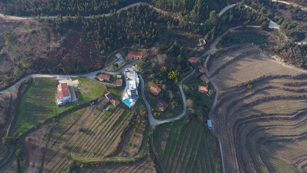Lovely Design 4-bed Villa in Canedo de Basto view 4