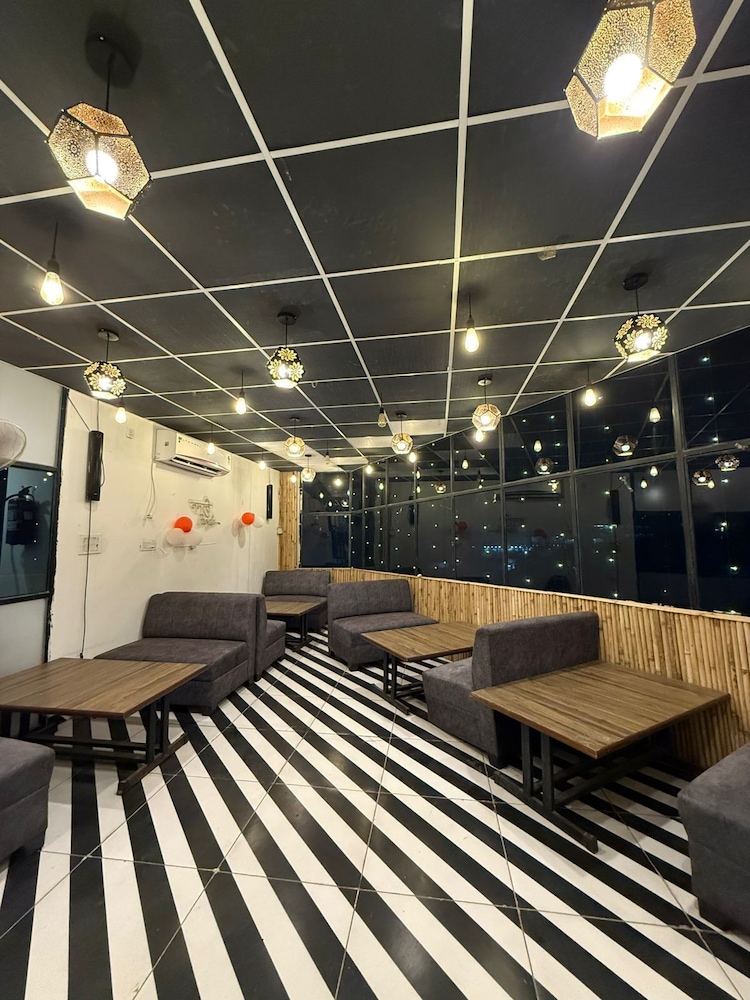 SM Hotel