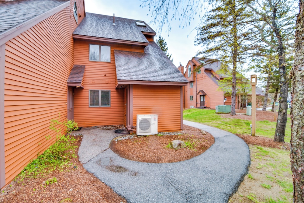 Cozy Jackson Condo w/ Mtn Views & Pool Access! view 5