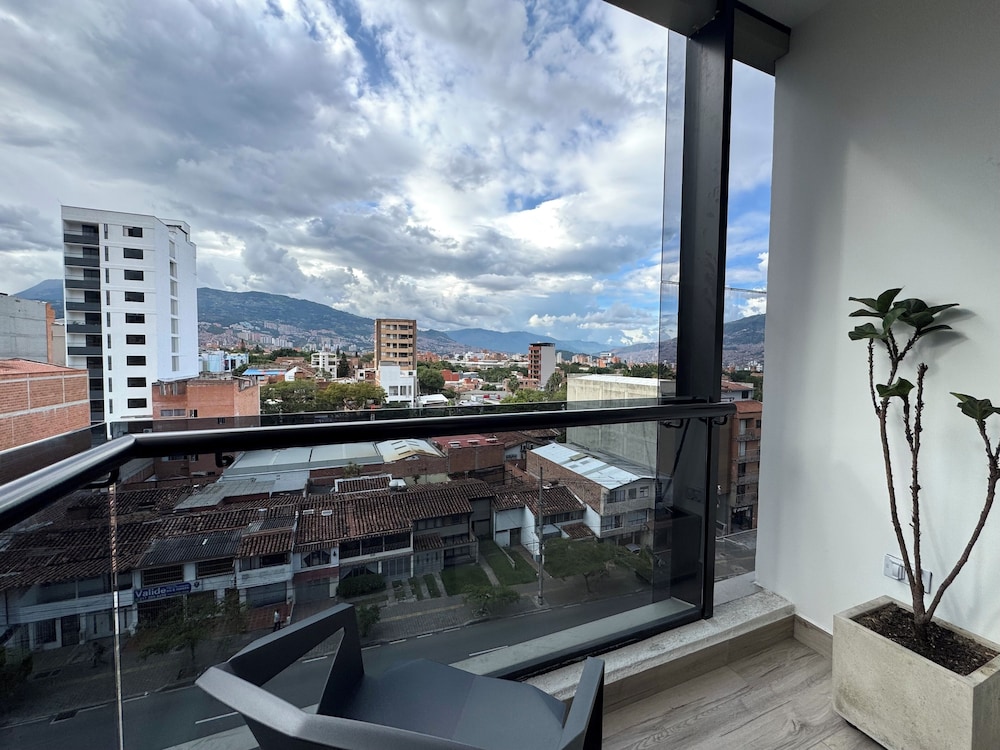 Torre Zurich Luxury