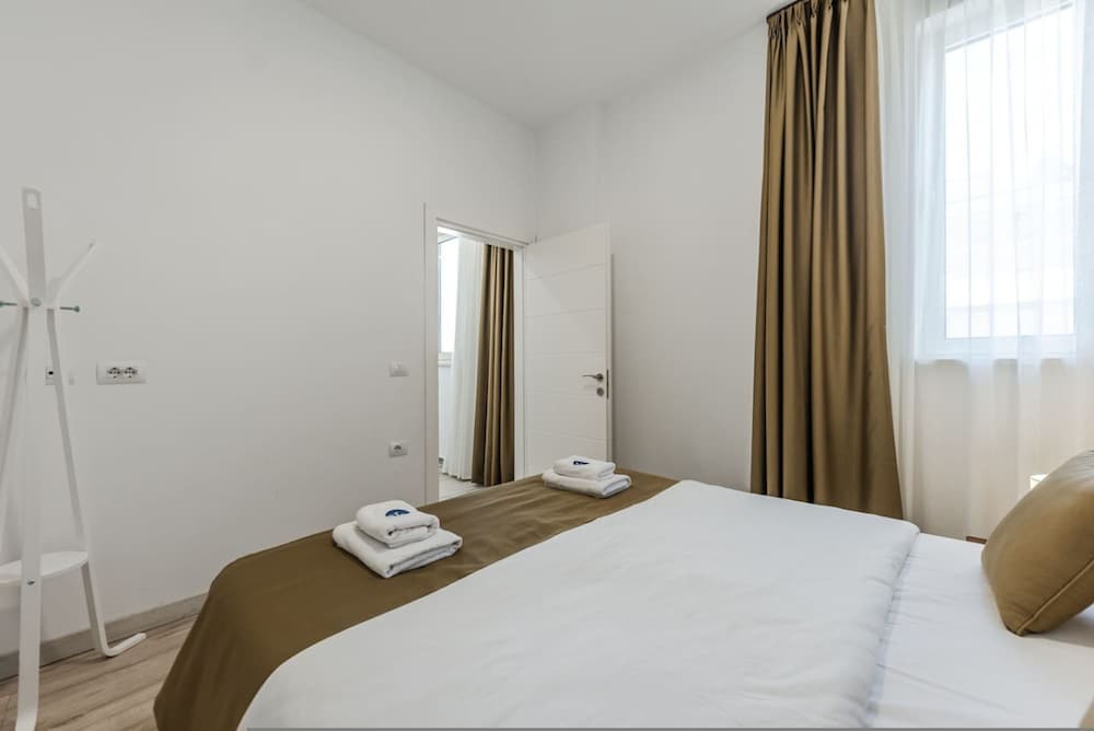 Seaside Apartment With Resort Access - Margarita