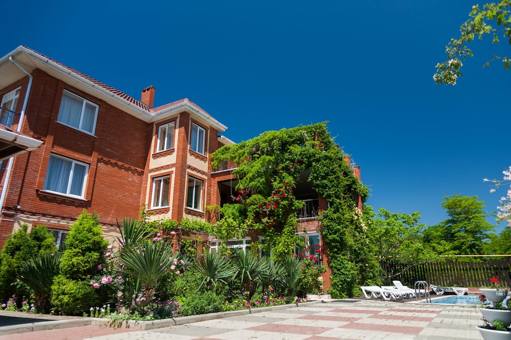 Lime Hotel